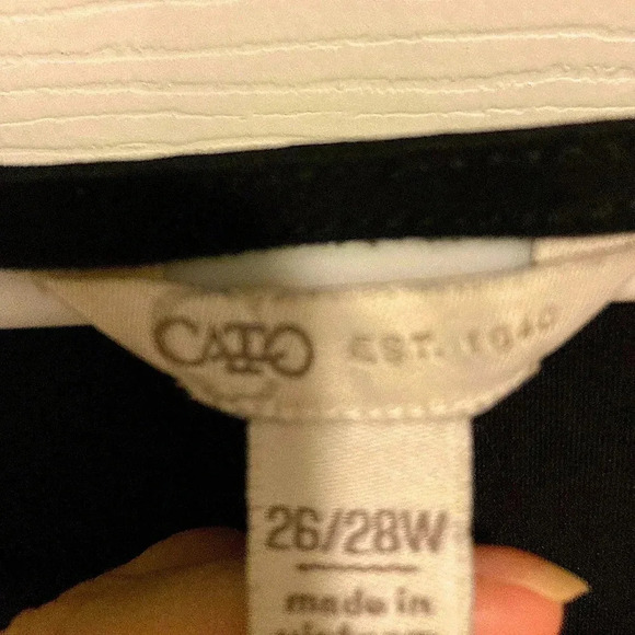 Cato Women’s Long-sleeve Black pleated Blouse Top Plus Sz. 26/28W - Picture 3 of 8